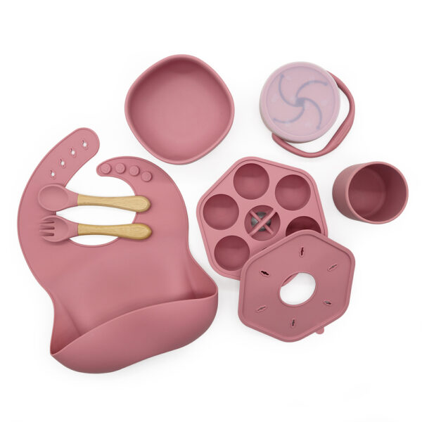 New Eco Friendly Silicone Baby Feeding Set with Suction 3